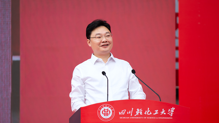 XCB_6560.jpg
