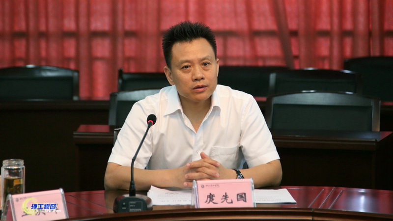 1M5A2244.JPG