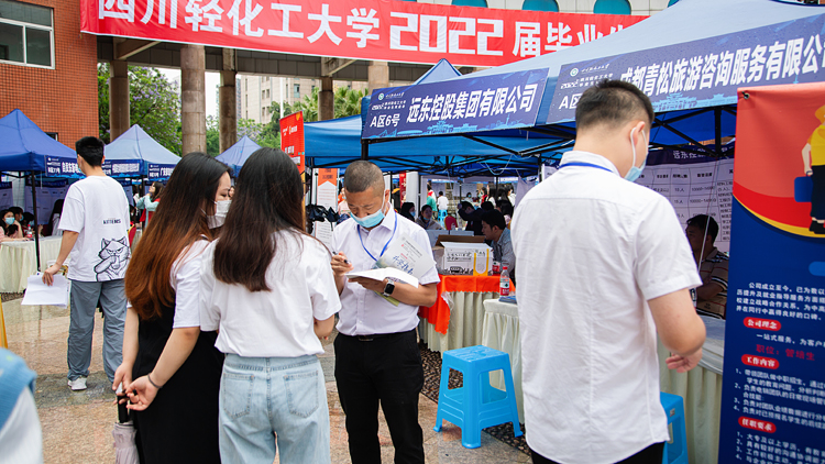 XCB_8379.jpg XCB_8379.jpg