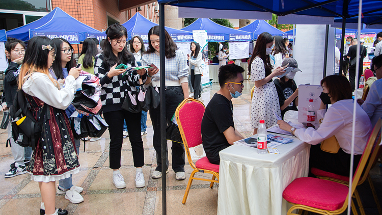 XCB_8373.jpg XCB_8373.jpg