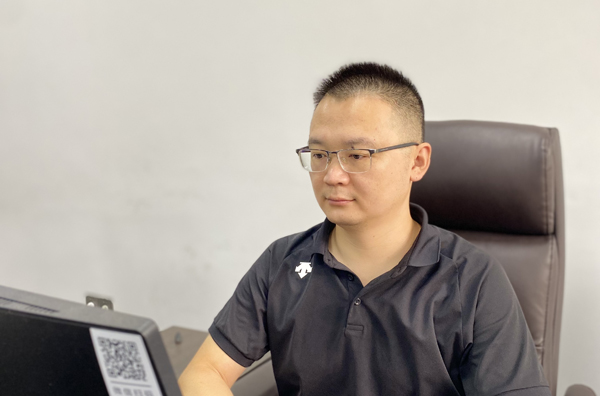 3优秀导师 化工学院 郑汶江.jpg