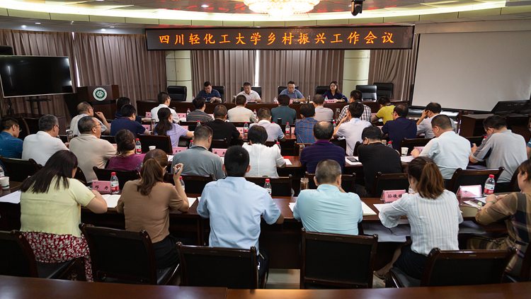 XCB_3819.jpg XCB_3819.jpg