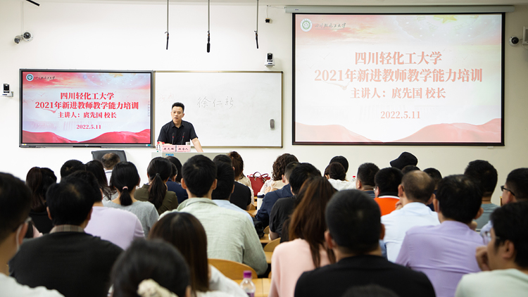 XCB_8428.jpg XCB_8428.jpg