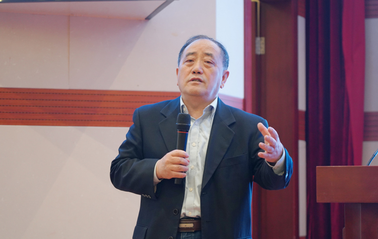 刘育教授.jpg