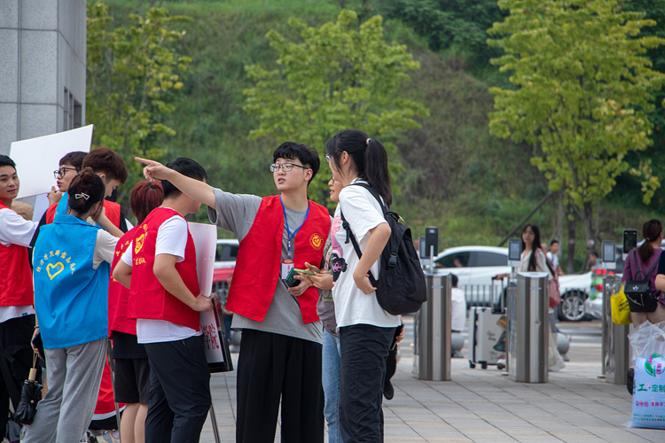 23届迎新活动-王一帆摄 (15).jpg