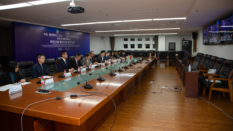 XCB_6121.jpg