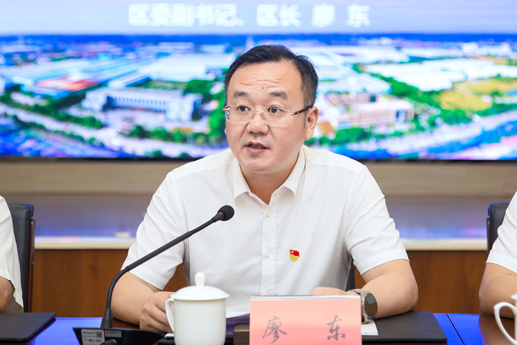 XCB_7628.jpg