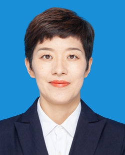 张颖君照片.jpg