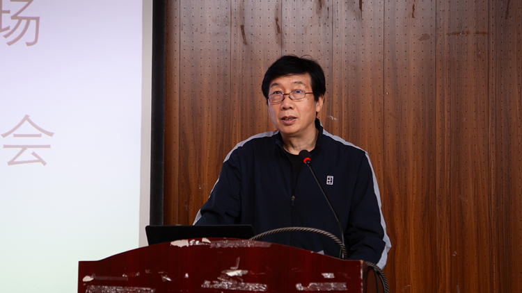 XCB_6360.jpg