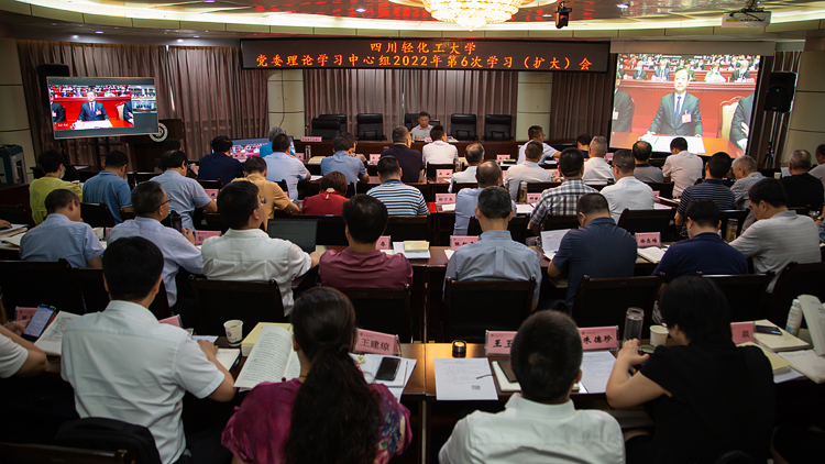XCB_2219.jpg XCB_2219.jpg