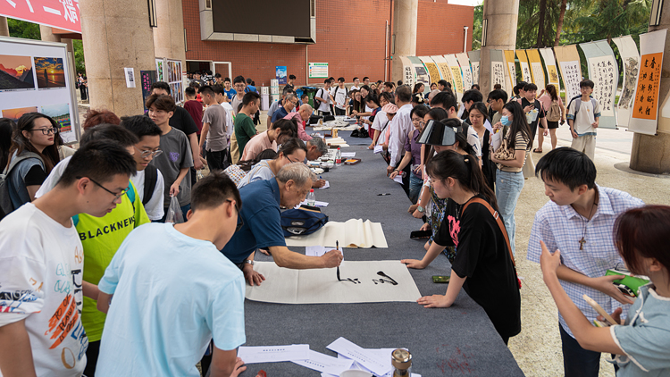 LJH_7833.jpg