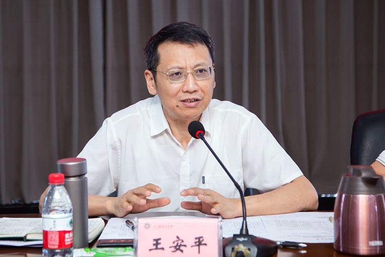 XCB_4888.jpg