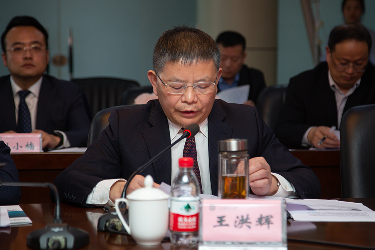 XCB_5263.jpg XCB_5263.jpg